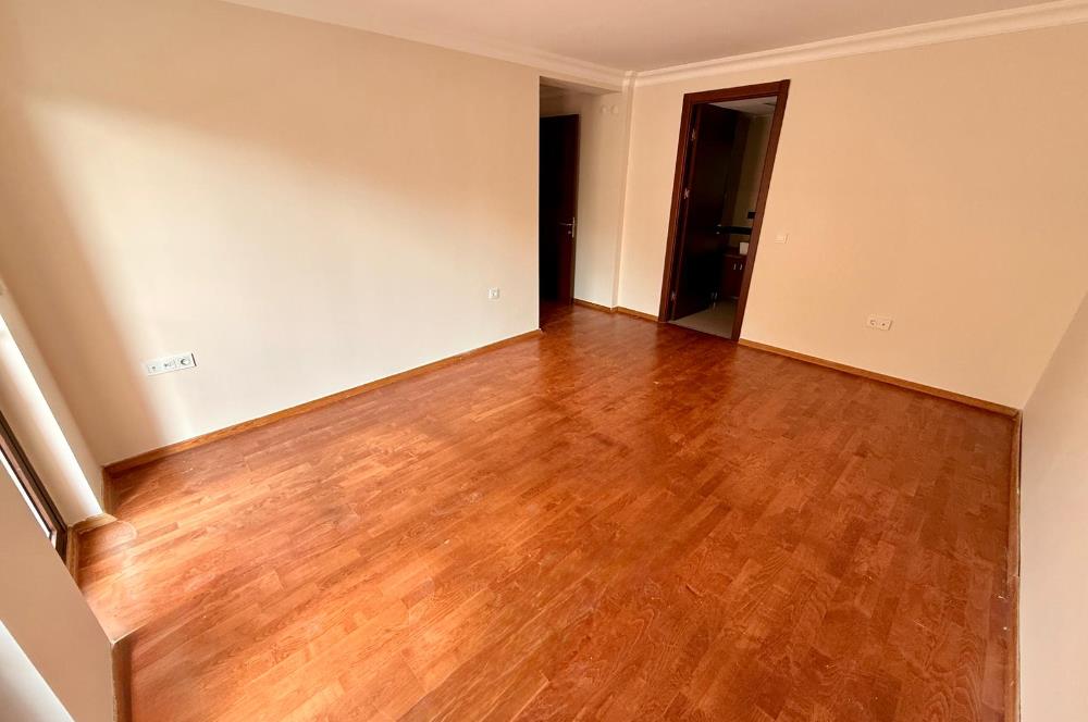 341 ETAP TERAS EVLERDE 3+1 GENİŞ KULLANIMLI BOŞ 250M2 BAHÇELİ