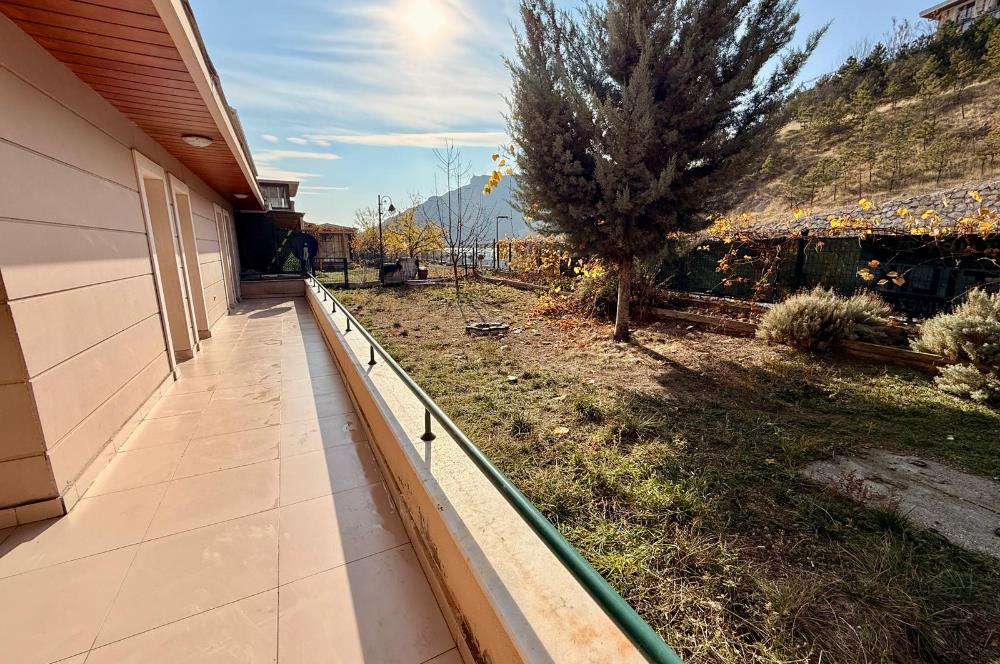 341 ETAP TERAS EVLERDE 3+1 GENİŞ KULLANIMLI BOŞ 250M2 BAHÇELİ