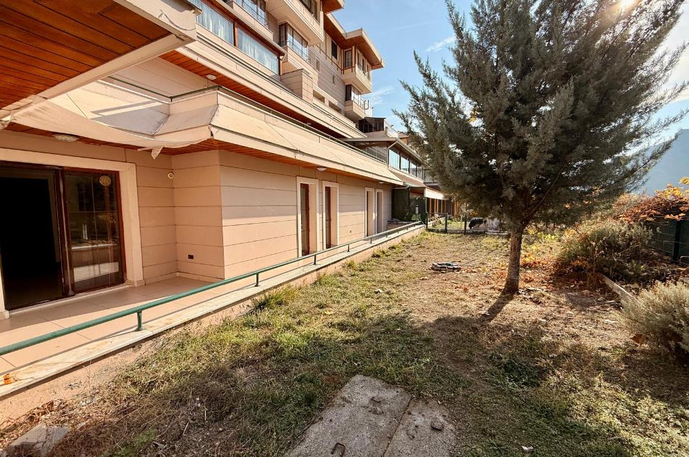 341 ETAP TERAS EVLERDE 3+1 GENİŞ KULLANIMLI BOŞ 250M2 BAHÇELİ