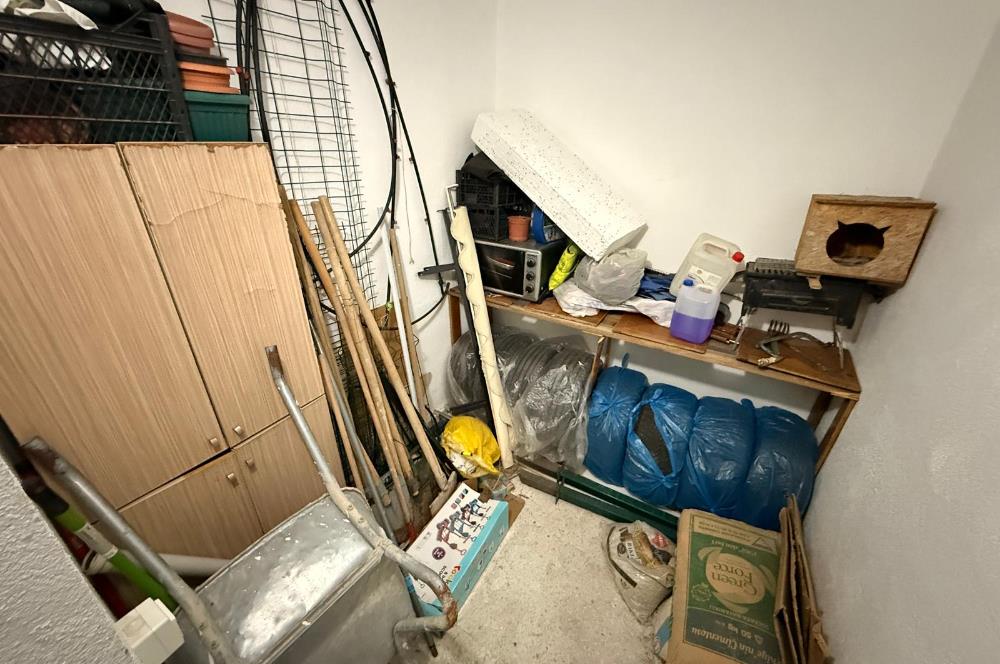 341 ETAP TERAS EVLERDE 3+1 GENİŞ KULLANIMLI BOŞ 250M2 BAHÇELİ