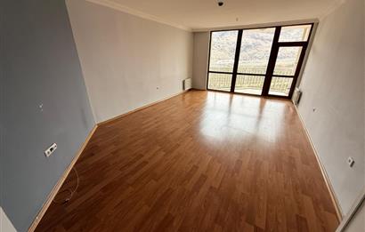 KUZEY ANKARA 11. ETAPTA 4+1 GENİŞ METRAJLI GÜNEY BATI CEPHE