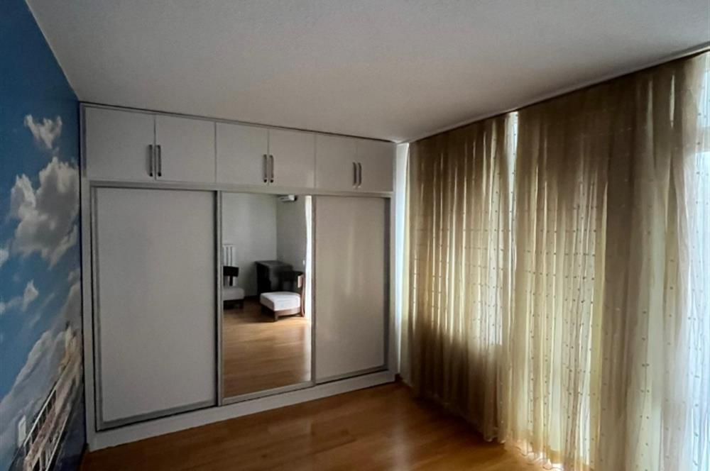 ANKARA,ÇANKAYA İŞ BANKASI BLOKLARINDA 3+1 KİRALIK DAİRE