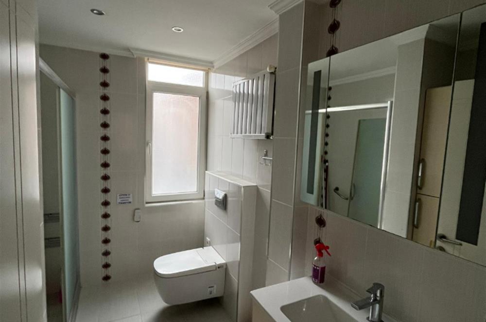 ANKARA,ÇANKAYA İŞ BANKASI BLOKLARINDA 3+1 KİRALIK DAİRE