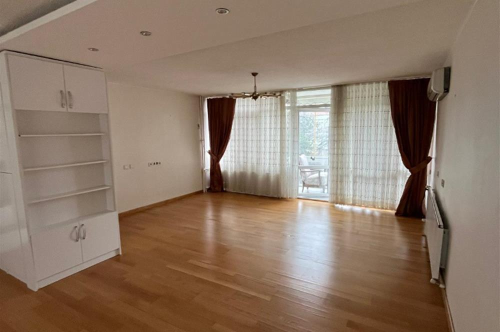 ANKARA,ÇANKAYA İŞ BANKASI BLOKLARINDA 3+1 KİRALIK DAİRE