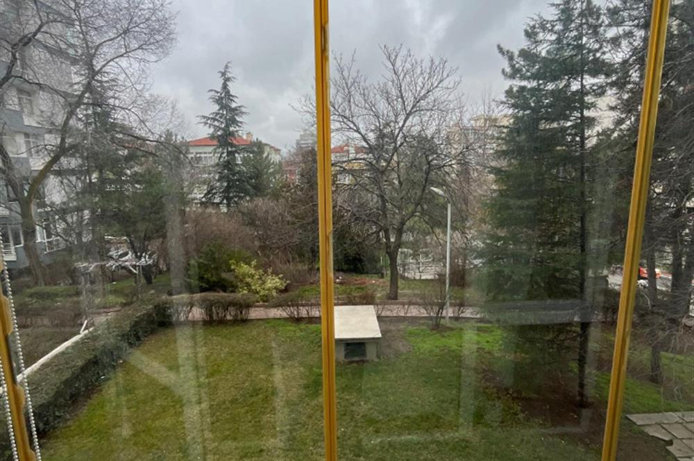 ANKARA,ÇANKAYA İŞ BANKASI BLOKLARINDA 3+1 KİRALIK DAİRE