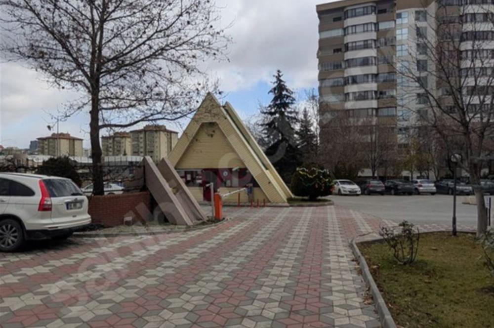 PARK CADDESİ ATABİLGE 1 SİTESİ SATILIK 4+1 DAİRE