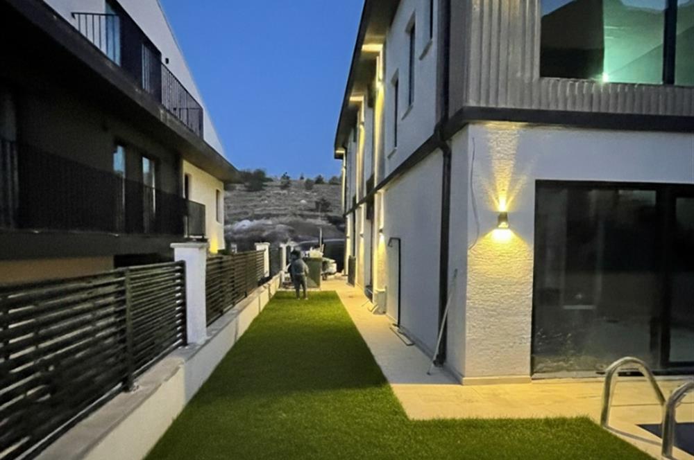 BUNU HERGÜN GÖREMEZSİNİZ! YAŞAMKENTTE SIFIR HAVUZLU LOFT VİLLA