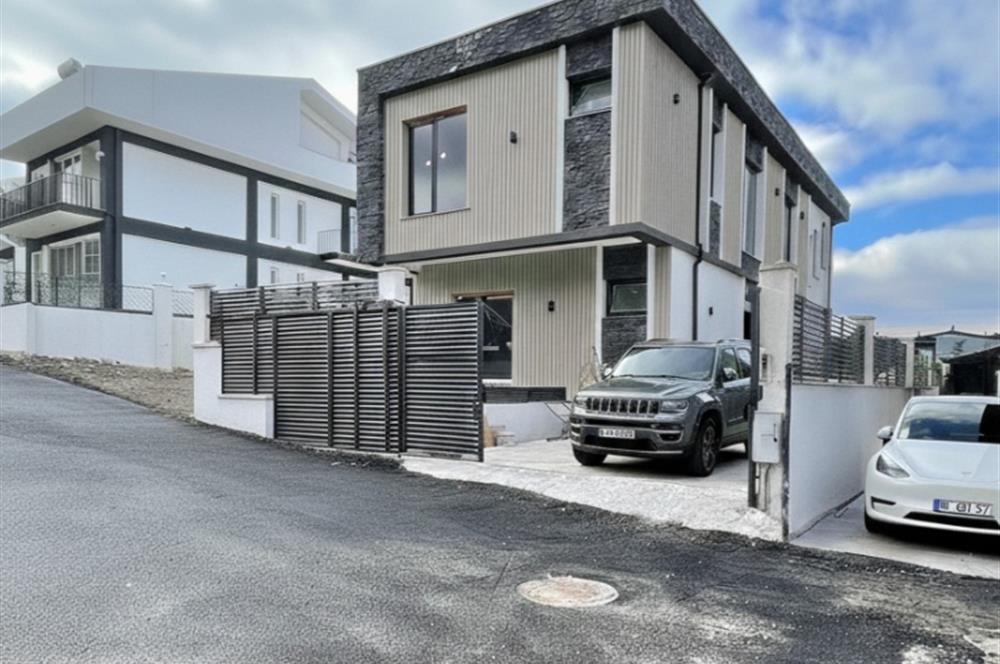 BUNU HERGÜN GÖREMEZSİNİZ! YAŞAMKENTTE SIFIR HAVUZLU LOFT VİLLA