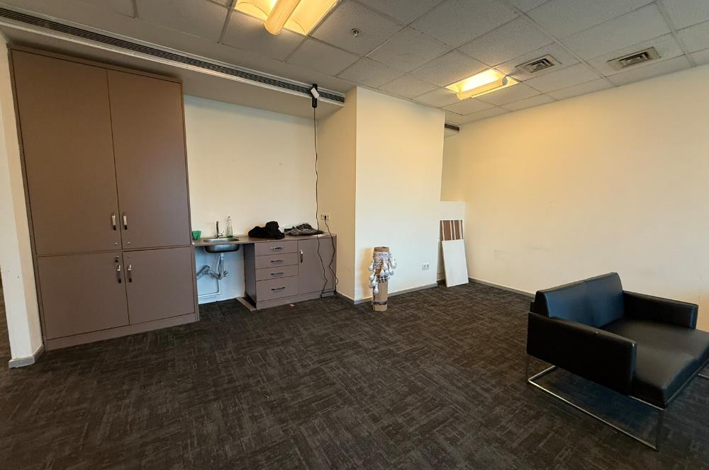 Maslak Kiralık Ofis 500m2 Polaris Plaza