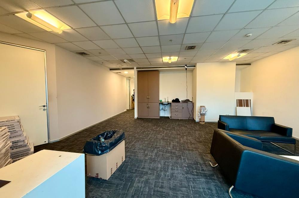 Maslak Kiralık Ofis 500m2 Polaris Plaza