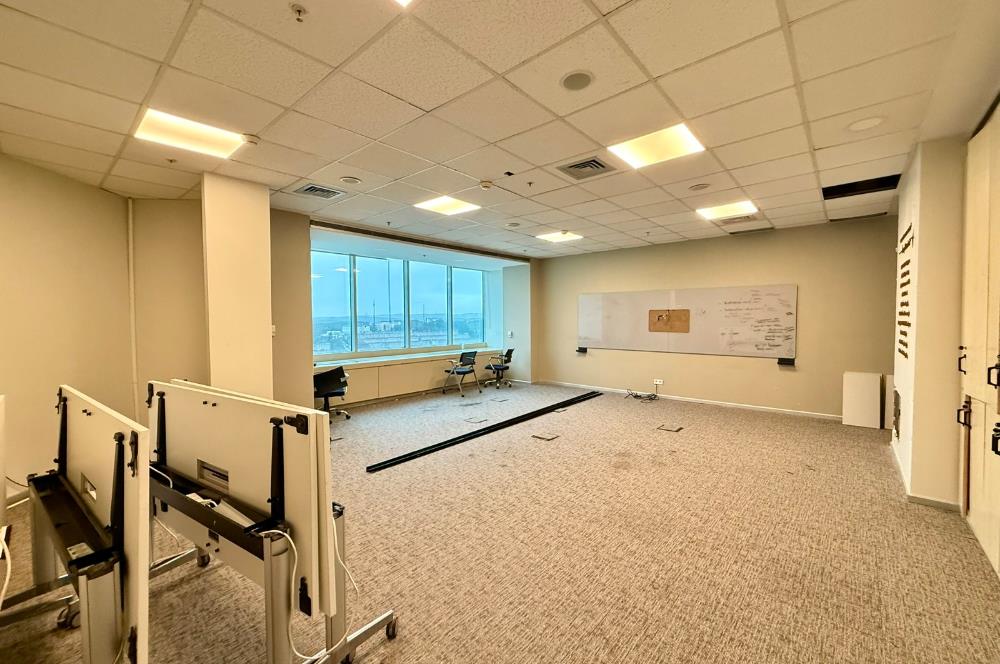 Maslak Kiralık Ofis 500m2 Polaris Plaza