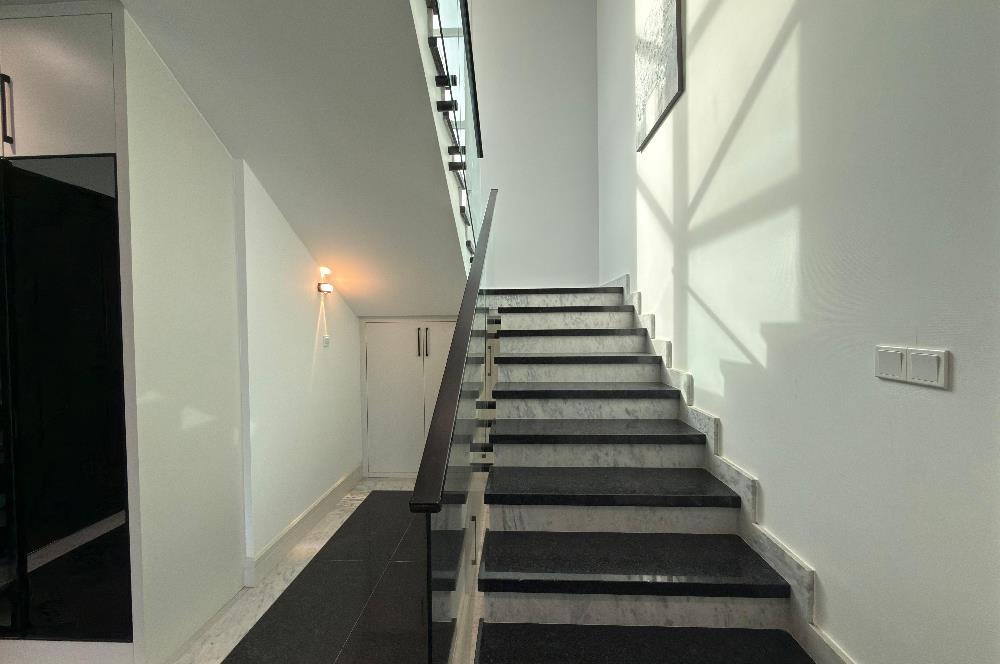 KKTC ESENTEPE ÇATALKÖY ALAGADİ SIFIR FUL EŞYALI HAVUZLU VİLLA