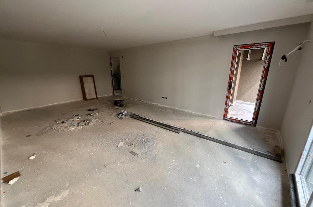 KÜÇÜKYALI'DA 0 BİNADA ÖN CEPHE ARA KAT 3+1