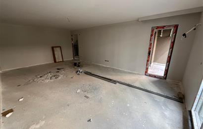 KÜÇÜKYALI'DA 0 BİNADA ÖN CEPHE ARA KAT 3+1