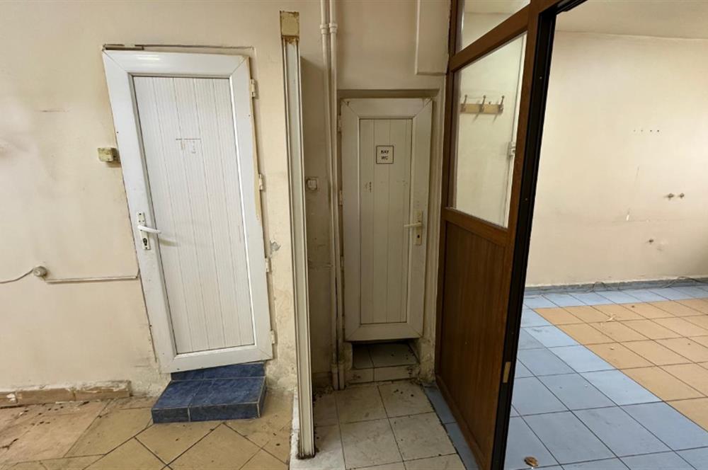 KURTULUŞ TÜRKBEYİ SOKAKTA GENİŞ KİRALIK DÜKKAN