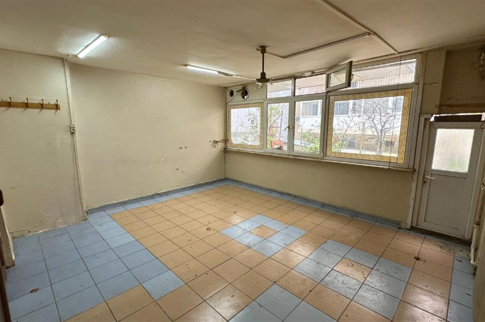 KURTULUŞ TÜRKBEYİ SOKAKTA GENİŞ KİRALIK DÜKKAN