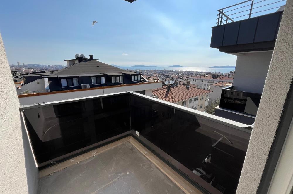 ALTINTEPENİN MERKEZİNDE DENİZ VE ADALAR MANZARALI 5+2 DUBLEKS