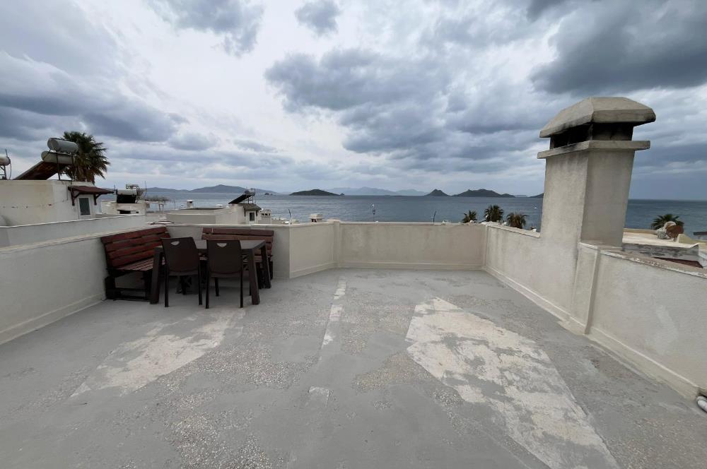 Bodrum Turgutreis'de Denize Sıfır Havuzlu Sitede Kiralık 2+1 Dubleks Daire