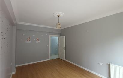 CENTURY 21'DEN ŞAHİNCİLİ MAHALLESİNDE GENİŞ VE FERAH 2+1 SATILIK DAİRE