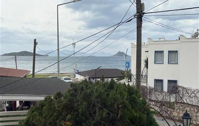 Bodrum Turgutreis'de Denize Sıfır Havuzlu Sitede Kiralık 2+1 Dubleks Daire