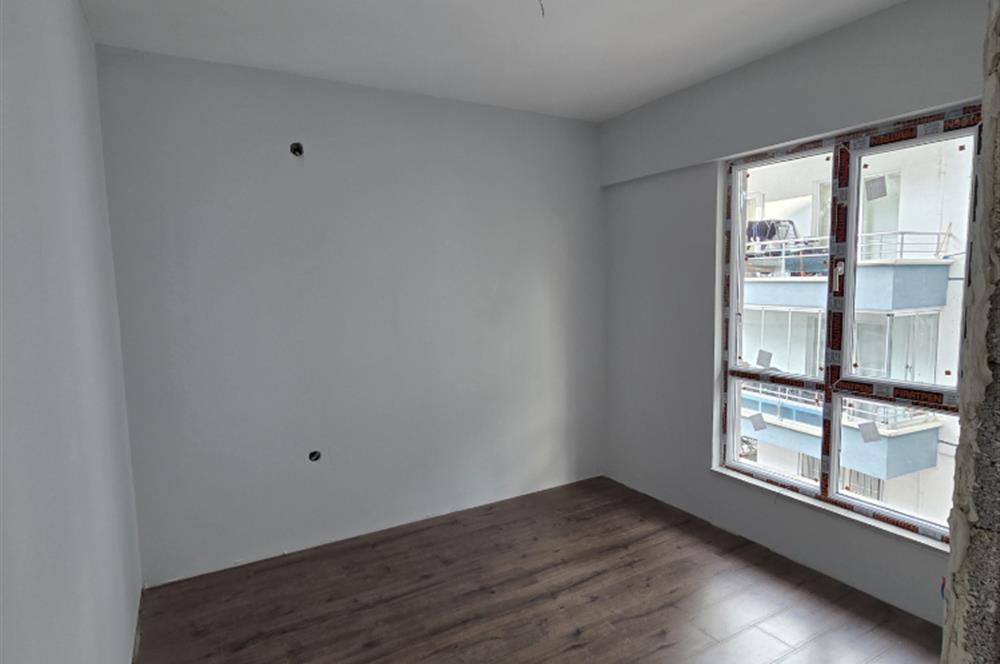 HUZUR MAHALLESİ MERKEZİ KONUMDA SATILIK MODERN 1+1 DAİRE