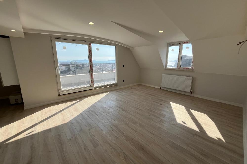 ALTINTEPENİN MERKEZİNDE DENİZ VE ADALAR MANZARALI 5+2 DUBLEKS