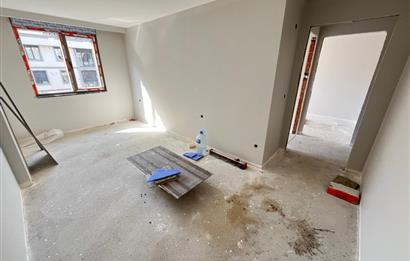 KÜÇÜKYALI'DA 0 BİNADA ÖN CEPHE ARA KAT 3+1