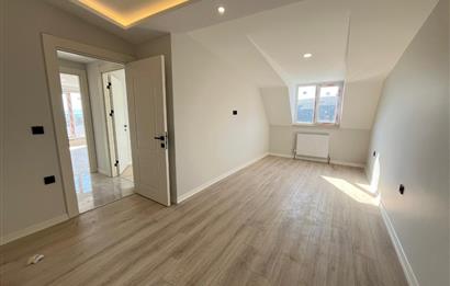 ALTINTEPENİN MERKEZİNDE DENİZ VE ADALAR MANZARALI 5+2 DUBLEKS