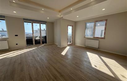 ALTINTEPENİN MERKEZİNDE DENİZ VE ADALAR MANZARALI 5+2 DUBLEKS