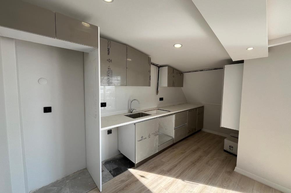 ALTINTEPENİN MERKEZİNDE DENİZ VE ADALAR MANZARALI 5+2 DUBLEKS