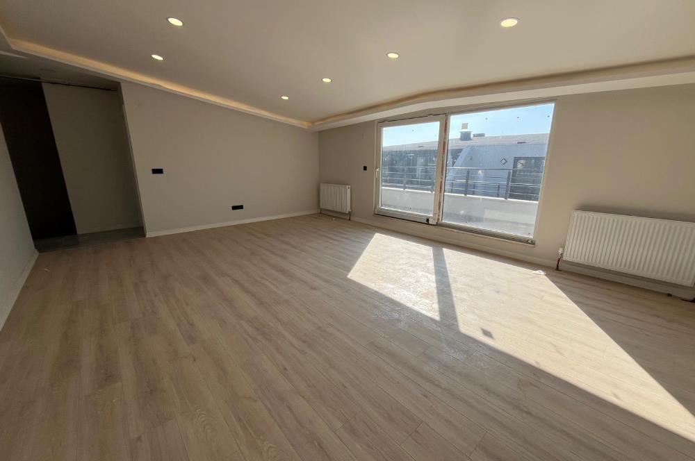 BOSTANCI GÖSTERİ MERKEZİNE YAKIN ALTINTEPEDE LÜKS 3+1 DUBLEKS