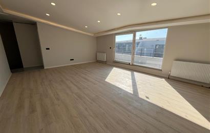 BOSTANCI GÖSTERİ MERKEZİNE YAKIN ALTINTEPEDE LÜKS 3+1 DUBLEKS