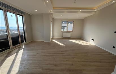 ALTINTEPENİN MERKEZİNDE DENİZ VE ADALAR MANZARALI 5+2 DUBLEKS