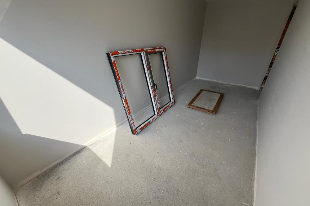 KÜÇÜKYALI'DA 0 BİNADA ÖN CEPHE ARA KAT 3+1