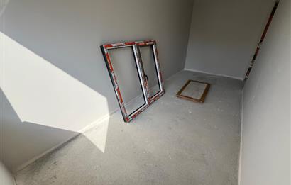 KÜÇÜKYALI'DA 0 BİNADA ÖN CEPHE ARA KAT 3+1