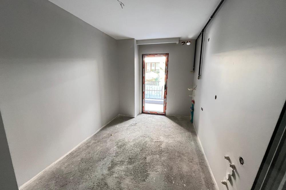 KÜÇÜKYALI'DA 0 BİNADA ÖN CEPHE ARA KAT 3+1