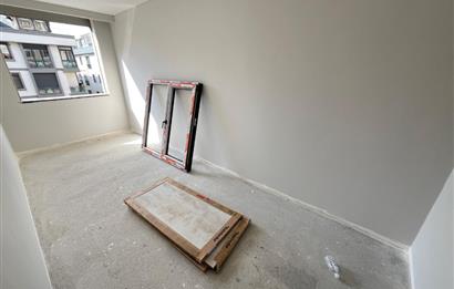 KÜÇÜKYALI'DA 0 BİNADA ÖN CEPHE ARA KAT 3+1