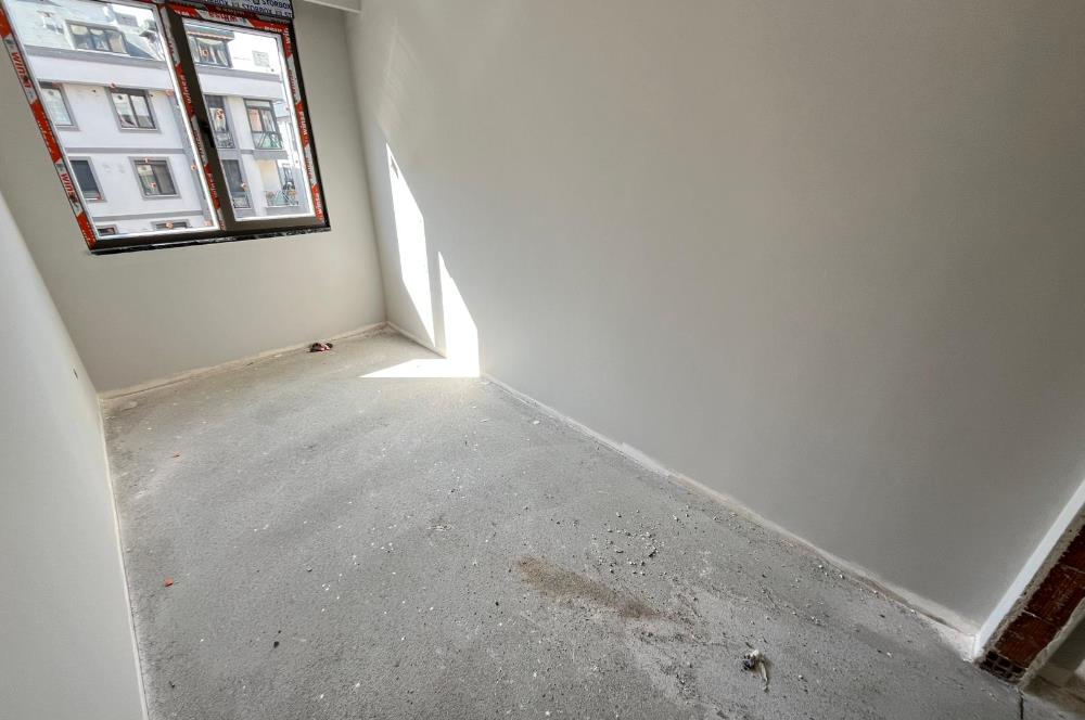 KÜÇÜKYALI'DA 0 BİNADA ÖN CEPHE ARA KAT 3+1