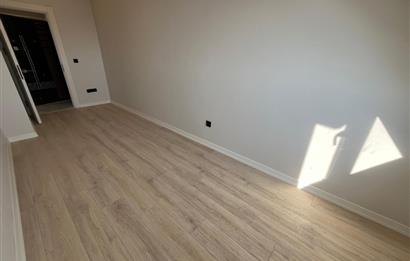 ALTINTEPENİN MERKEZİNDE DENİZ VE ADALAR MANZARALI 5+2 DUBLEKS