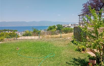 Pelitköy'de Deniz Manzaralı, Doğalgazlı, Eşyalı, Yıllık Kiralık