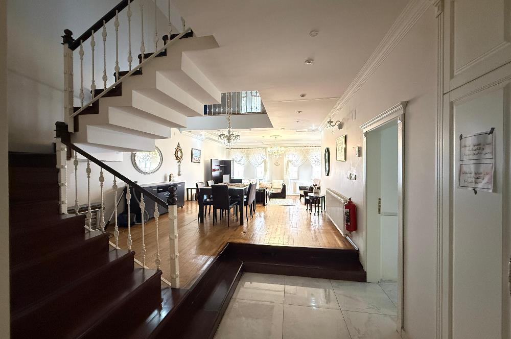 DENİZ MANZARALI TEMİZ EŞYALI KİRALIK ViLLA