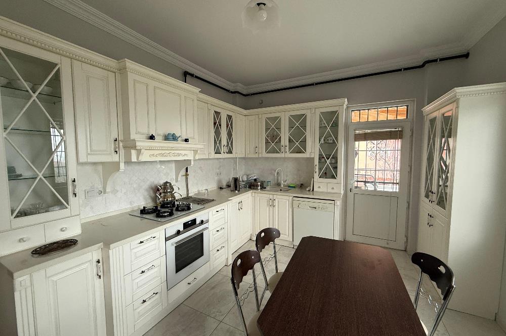 DENİZ MANZARALI TEMİZ EŞYALI KİRALIK ViLLA