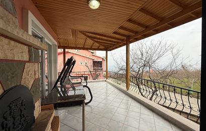 DENİZ MANZARALI TEMİZ EŞYALI KİRALIK ViLLA