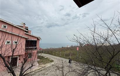 DENİZ MANZARALI TEMİZ EŞYALI KİRALIK ViLLA