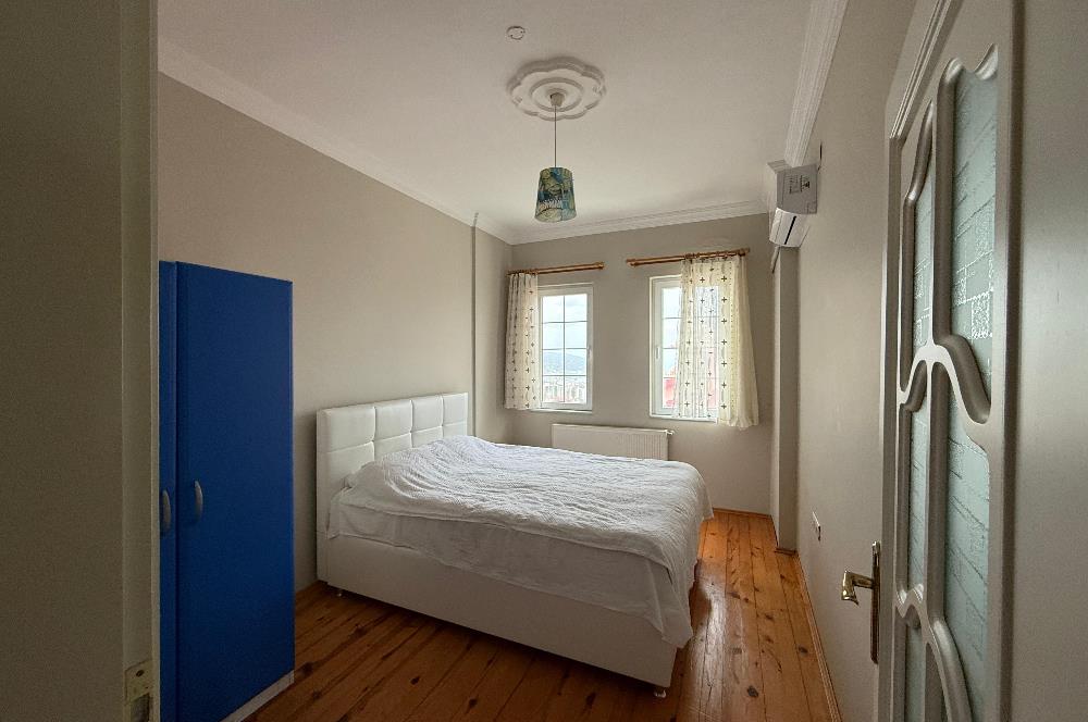 DENİZ MANZARALI TEMİZ EŞYALI KİRALIK ViLLA