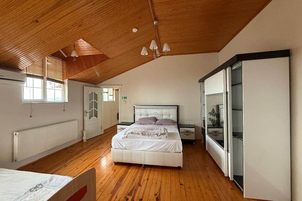 DENİZ MANZARALI TEMİZ EŞYALI KİRALIK ViLLA