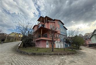 DENİZ MANZARALI TEMİZ EŞYALI KİRALIK ViLLA - 1 - 32455