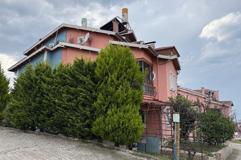 DENİZ MANZARALI TEMİZ EŞYALI KİRALIK ViLLA
