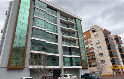 Çiğli Atatürk Mah. 3+1 Yeni Bina Kapalı Mutfak Satılık Daire