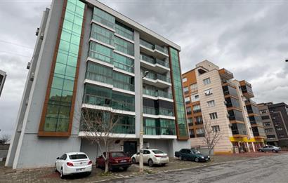 Çiğli Atatürk Mah. 3+1 Yeni Bina Kapalı Mutfak Satılık Daire